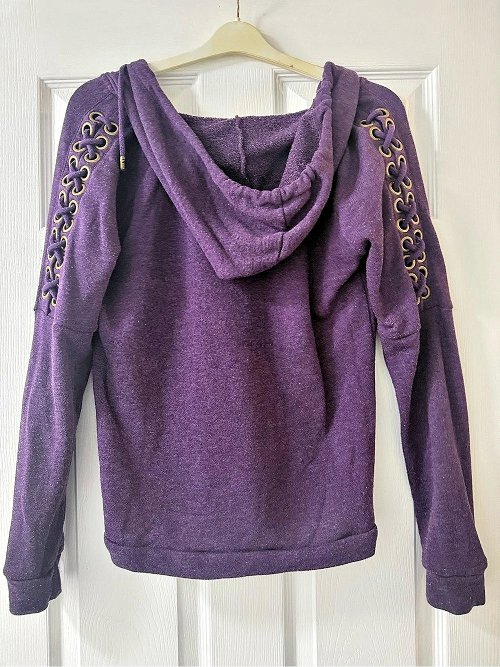 VENUS Purple Hoodie Size Small